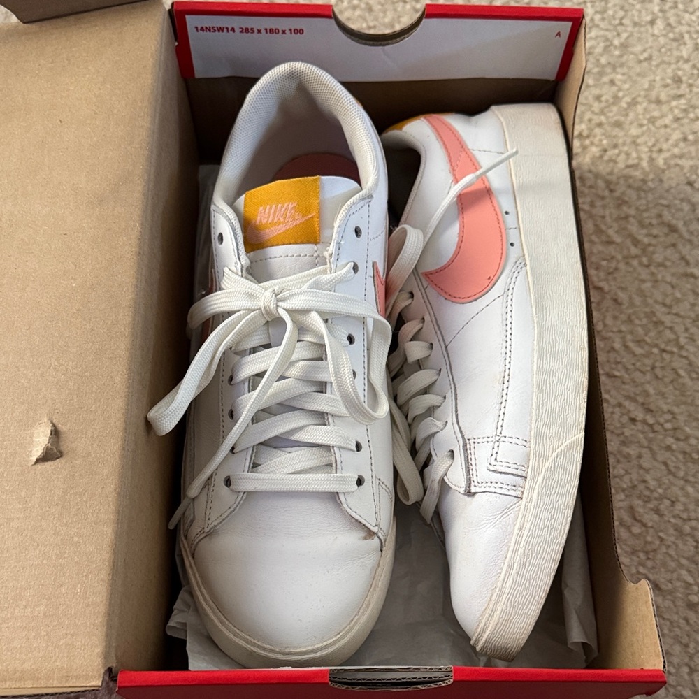 Nike White and Peach Women's Sneakers